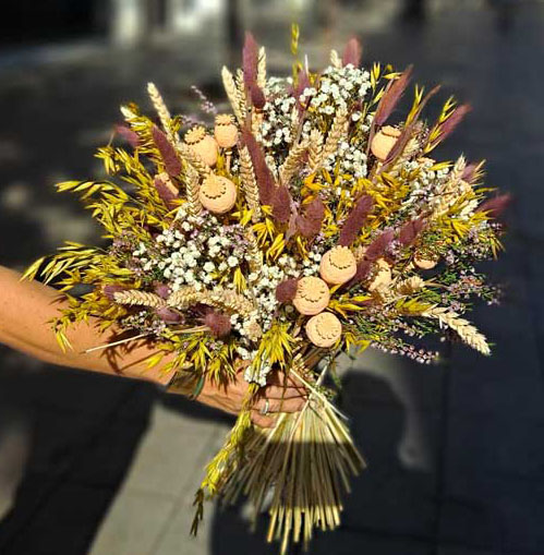 Buying-Dried-Flowers-for-Home-Delivery-in-Barcelona