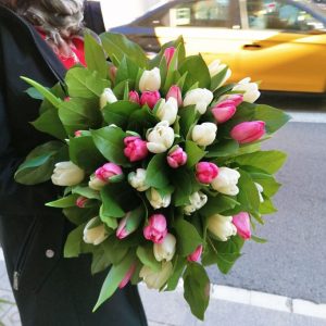 mixed-tulips-bouquet-barcelona