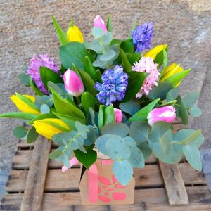 tulips-water-box