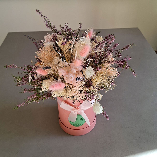 bouquet-with-dried-pink-flowers