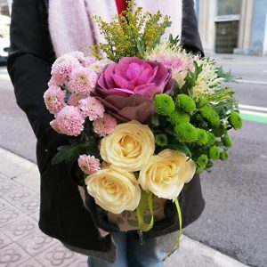 send-flowers-in-box