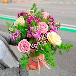 fresh-flowers-arrangement